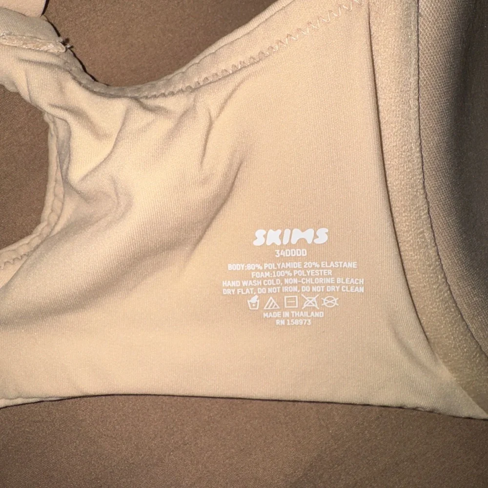 SKIMS BRAND NEW 34DDDD